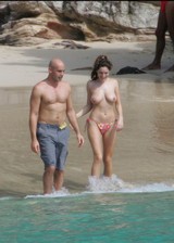 Kelly Brook topless