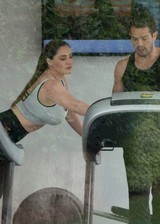 Kelly Brook working out