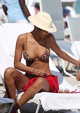 Lais Ribeiro in a bikini