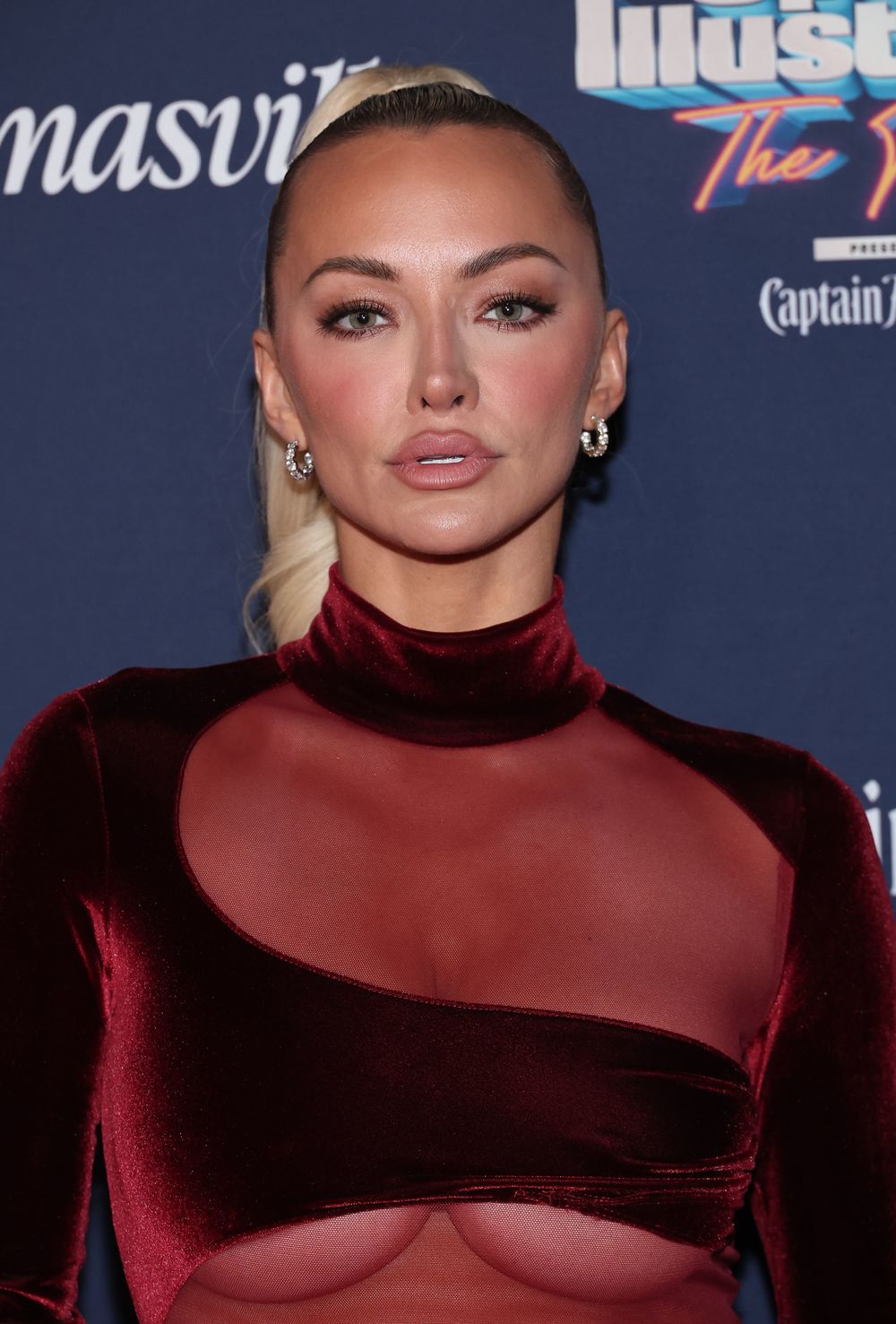 Lindsey Pelas boobs