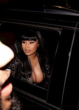 Nicki Minaj cleavage