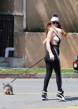 Phoebe Price sideboob