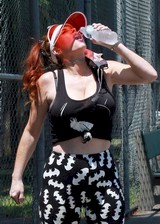 Phoebe Price Tennis cleavage