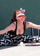 Phoebe Price Tennis cleavage