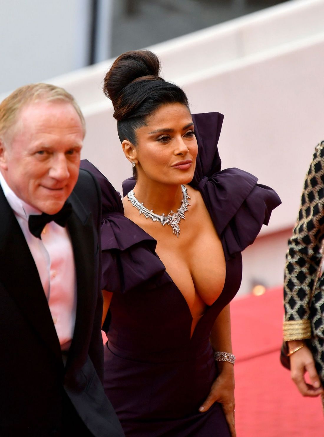 Salma Hayek boobs