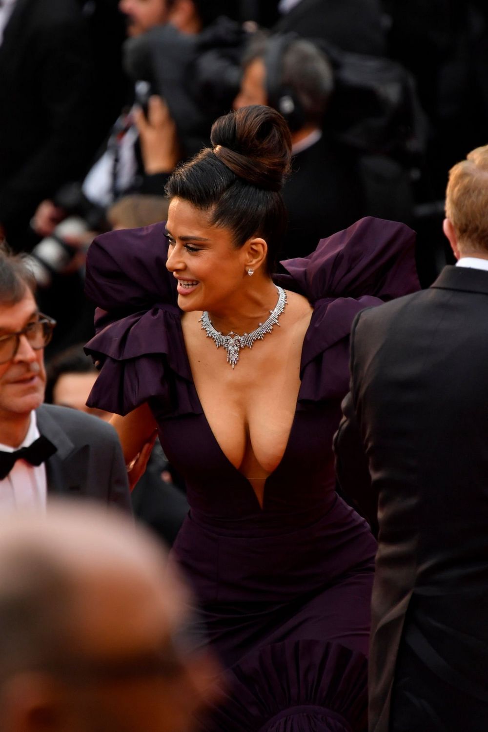 Salma Hayek boobs