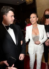 Scarlett Johansson cleavage