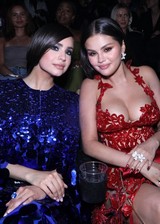 Selena Gomez boobs cleavage