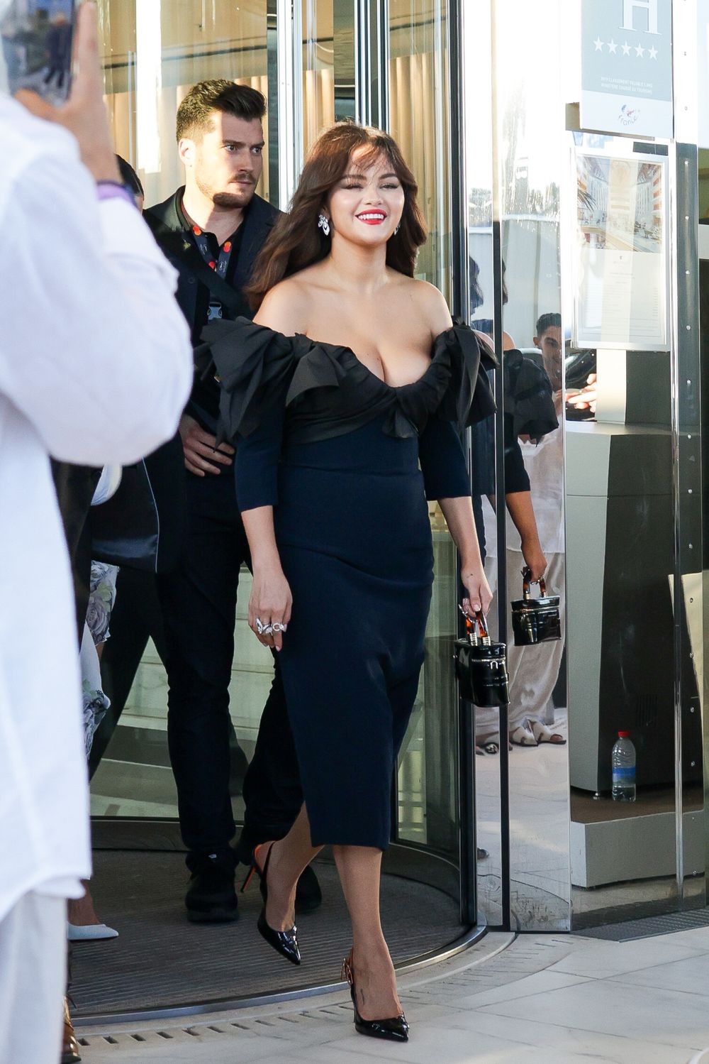 Selena Gomez boobs