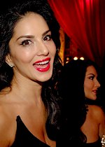 Sunny Leone wax figure