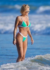 Tina Louise bikini body