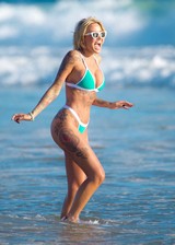 Tina Louise bikini body