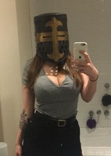 Hey Im Bee Tits