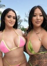 Hot Girls With Big Boobs And Fat Ass Enjoying In The Pool