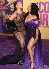 H.E.R. Stuns At The Color Purple Premiere