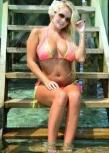 Busty bikini babe is the reason why people love the beaches so much