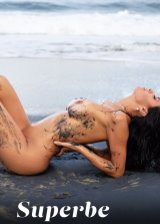 Big Boobie Model Getting Naked And Wet On The Beach
