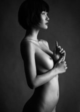 Sizzling Naked Photoshoot