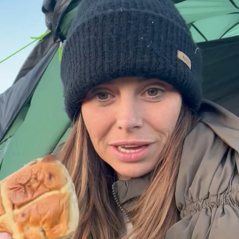 LouiseGloverHomeless2 Homeless woman wearing a hat snapping a selfie from her tent