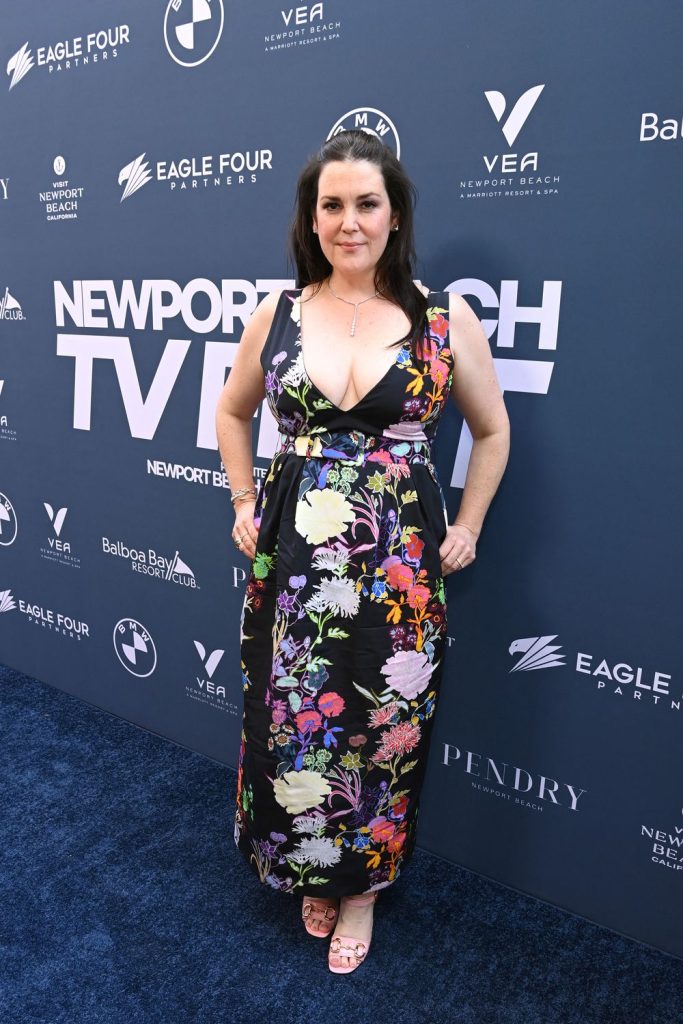 Older actress showing big boob cleavage on the red carpet